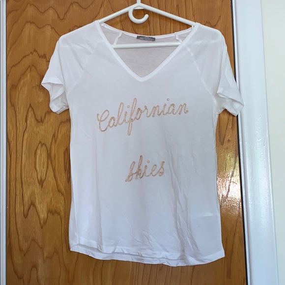 Zara // tshirt - Picture 1 of 5
